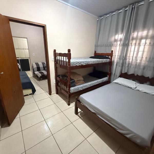 CASA DO ROMEIRO I Hospedagem em Aparecida - Foto 2