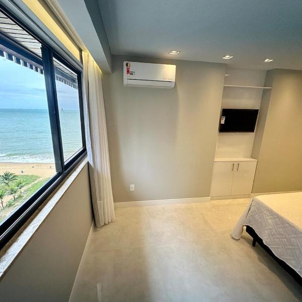 Flat de luxo frente ao mar da Praia da Costa!