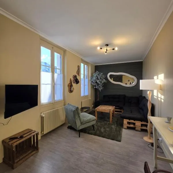 Maison centrale Hautvillers Berceau du Champagne, hôtel à Hautvillers