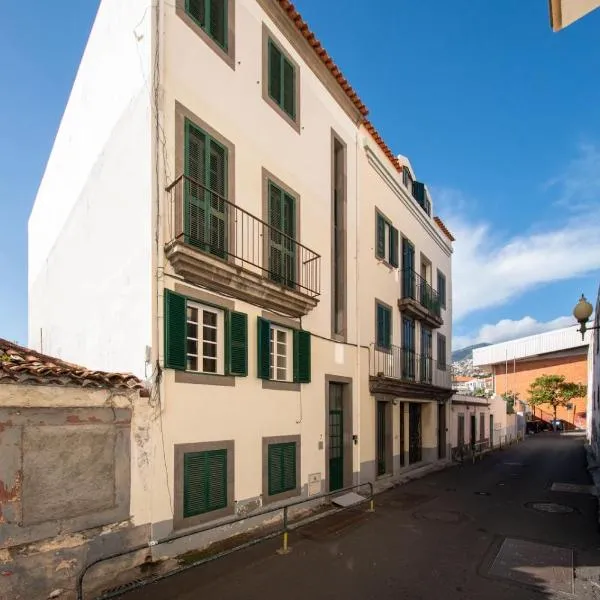 Sun & Roses, hotel a Funchal