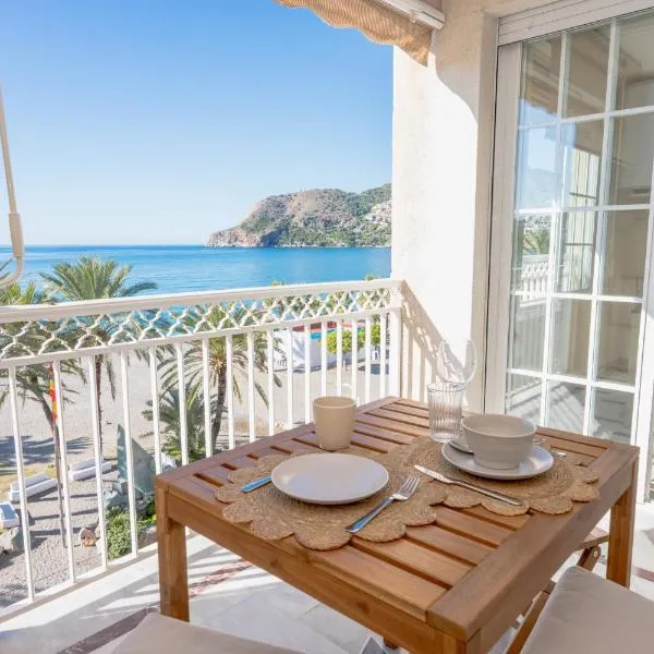 Apartamento LH Beach frente al mar, hotel din Tamarindo