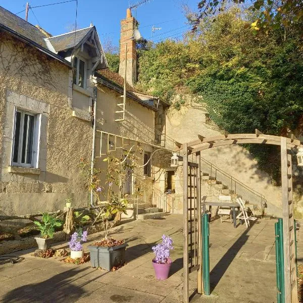 MaisonFrancolatine, hotel in Sainte-Maure-de-Touraine