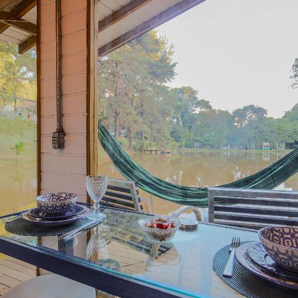 Quinta do Vale: Casa flutuante, 90km de SP - Lago, cascata, piscina, tranquilidade - Foto 5