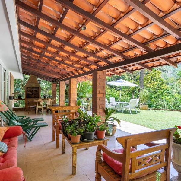 Casa com Piscina, Churrasqueira, Jogos e Lareira - Foto 5