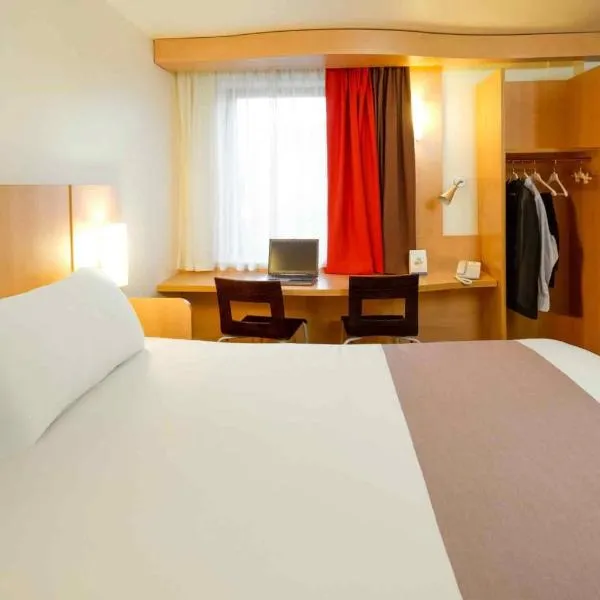ibis Hotel Brussels Airport, hotel em Diegem