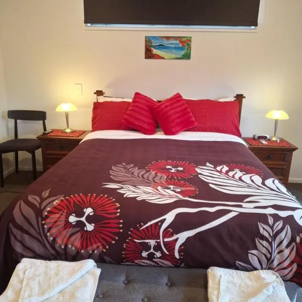 Studio Hugoway Papamoa Beach Winter Special, хотел в Папамоа