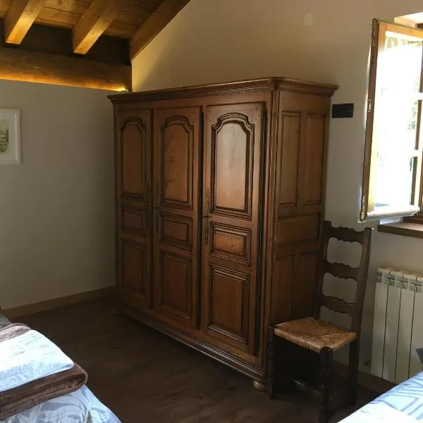 Adipe, hotel Zilbetiben