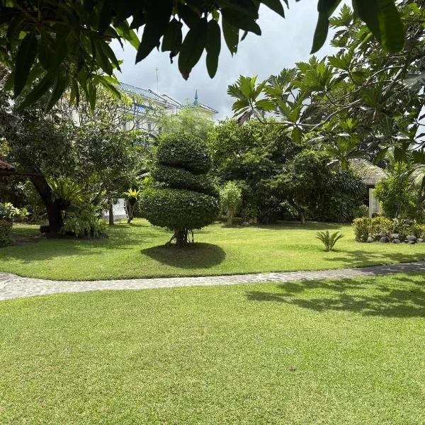 Raja Gardens Hotel, hotel sa Seminyak