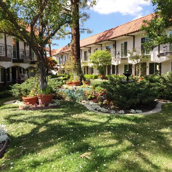 Laguna Hills Lodge-Irvine Spectrum, hotel v destinaci Laguna Hills
