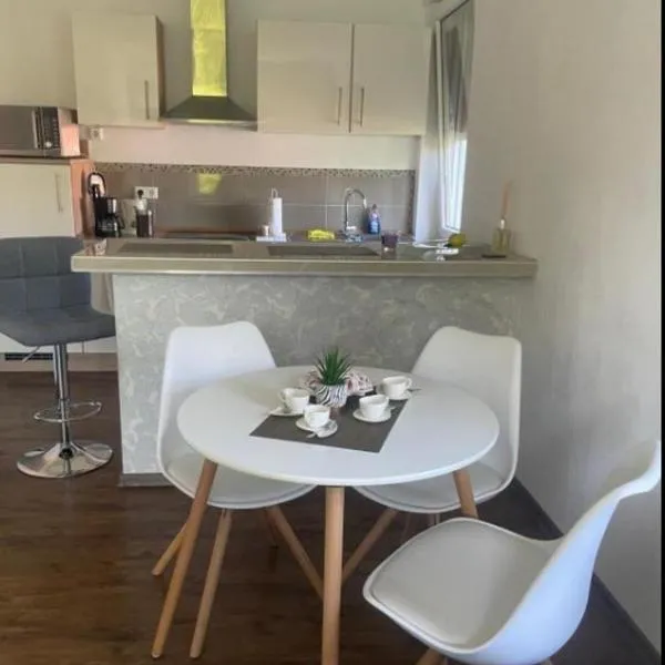 Apartament mit einem Schlafzimmer Ferienwohnung am Landgestüt – hotel w mieście Warendorf