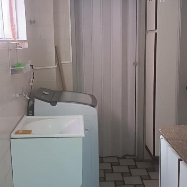 Apartamento em Maceio 530 reais a diária 3 quartos , 3 banheiros 1 em suite 6 hóspedes diária 530 reais - Foto 3