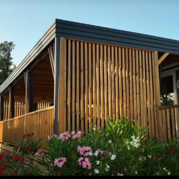 262 mobile home Selce, hotelli kohteessa Selce