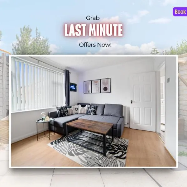 Exclusive Deals l Last-Minute Reserve l Townhouse with Sleeps 6 l Braunstone Town , Leicester l By Zen Nights Short Lets & Serviced Accommodations、Braunstoneのホテル