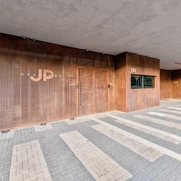 JP Redenção - estúdio moderno no prédio mais disputado da Cidade Baixa