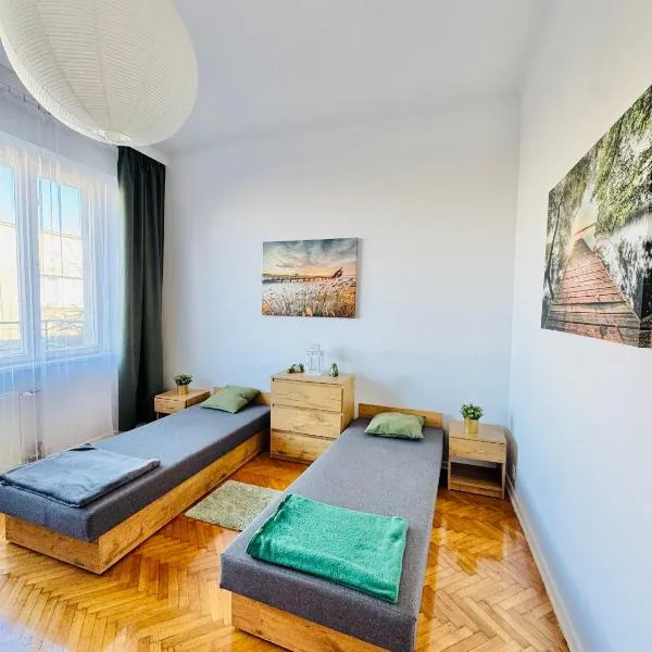 Symphonia self check in 24h、カトヴィツェのホテル