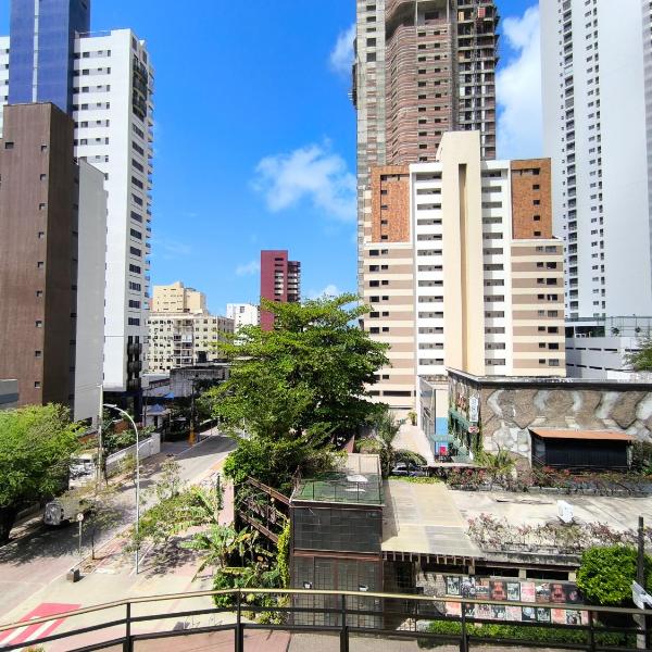 Ap 1 Quarto prox a feirinha, mercados e beira mar