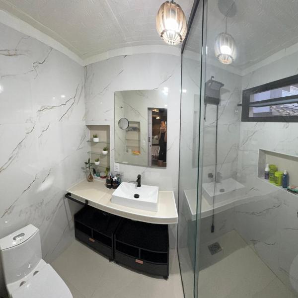 Ótima Casa para 10 pessoas /menos de 100m da Praia - Foto 3