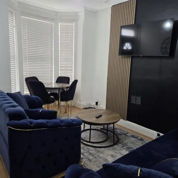 3 Bedroom House in Nottingham، فندق في نوتينغهام