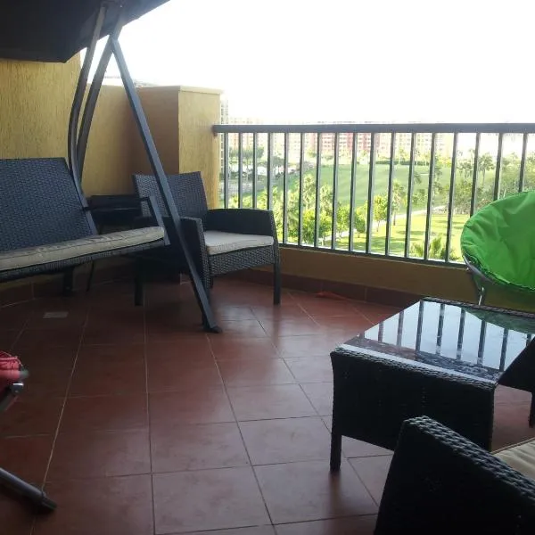 Apartment in Golf Porto Marina, hotel v destinaci El Alamein