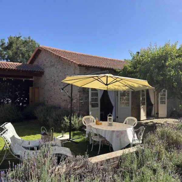 Hartland Garden Suite, hotel v destinaci Oudtshoorn