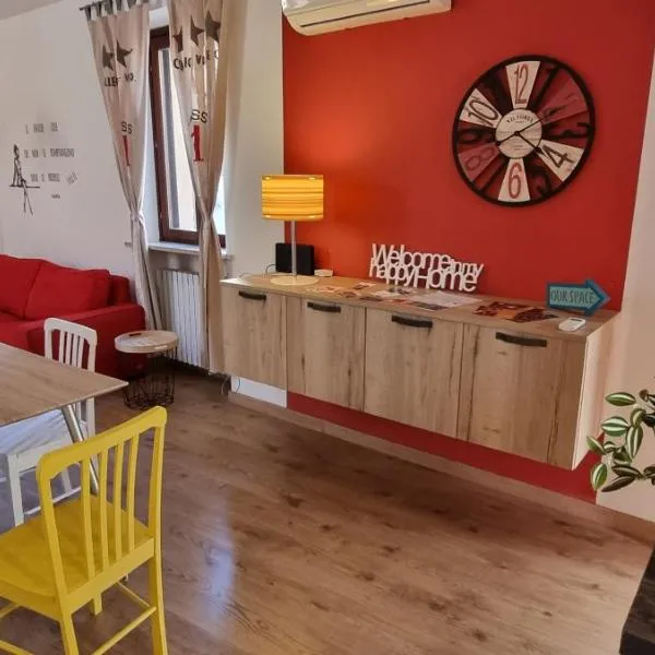 Casa al Duomo in centro storico & Business and Smart Working Apartment, hotel v mestu Terni