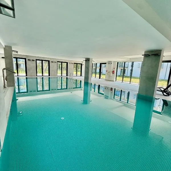 Rezydencja Niechorze 225 z Basenem, Sauną, Jacuzzi w cenie - 5D Apartments, hotel en Niechorze