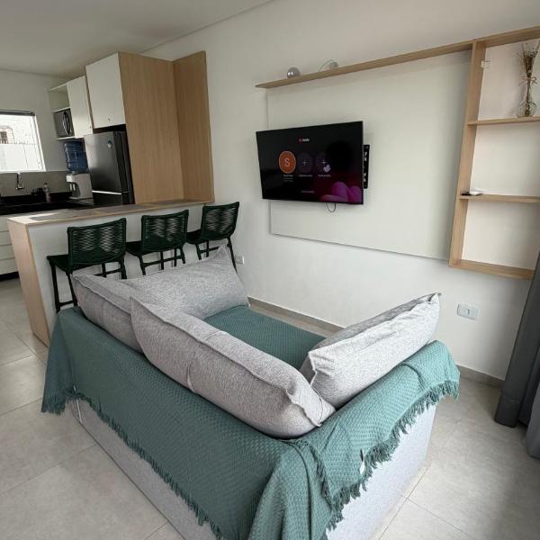 casa com suite e banheiro social - Foto 5