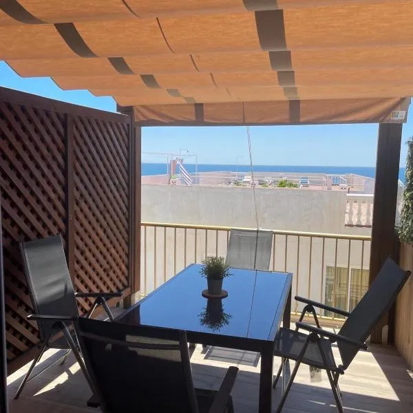 PLAYA CARIHUELA Apartamentos El CARMEN, Hotel in Torremolinos