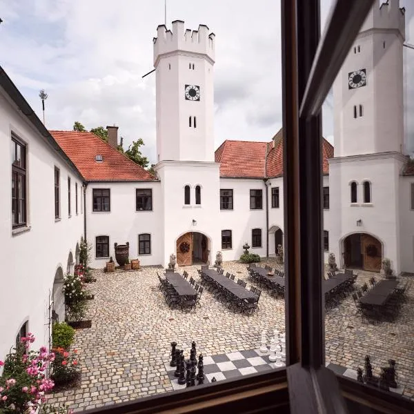 Schloss - Schenke Tunzenberg – hotel w mieście Mengkofen