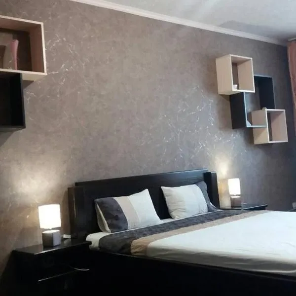 Luxury apartment Slobozhansky Prospekt, hotel in Nizhnedneprovsk