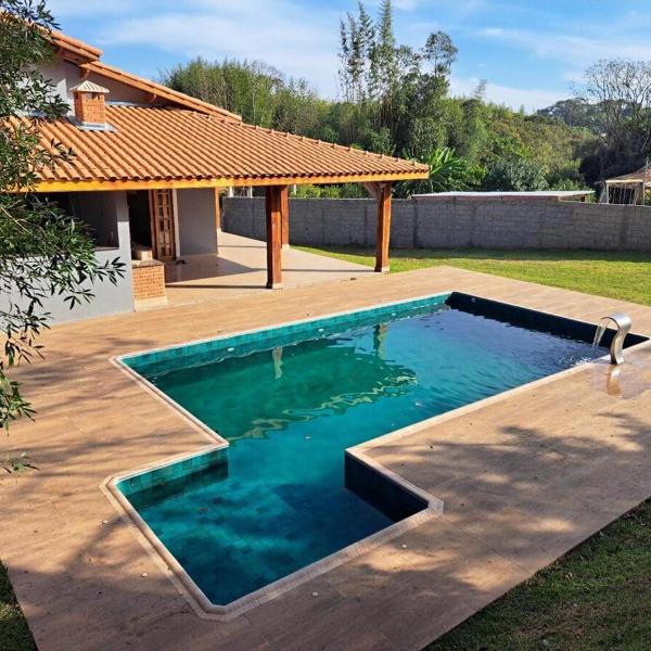 Cantinho do Céu Piscina com Hidro e Lago de Pesca