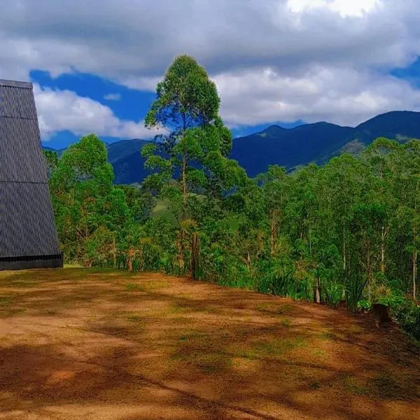 Chalé da Mantiqueira SFX , Pet friendly, hotel in São José dos Campos