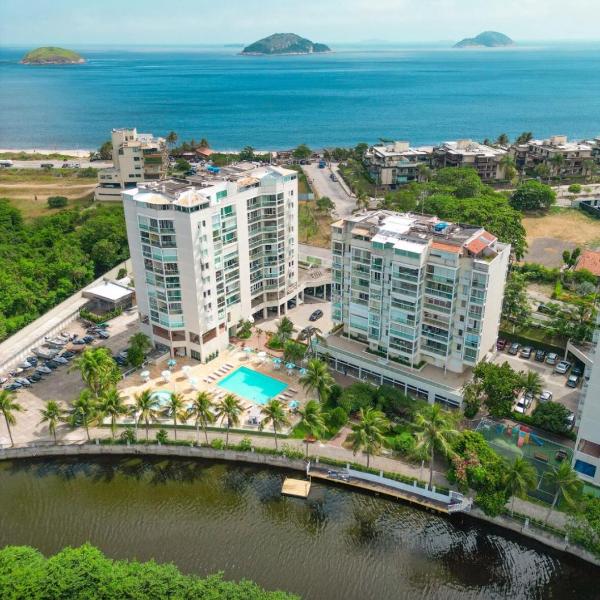 Beautiful 2-bedroom apartment with a view, air conditioning, beachfront