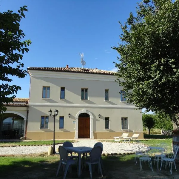 Villa Marietta Country House - Marche, hotell i Montemaggiore al Metauro