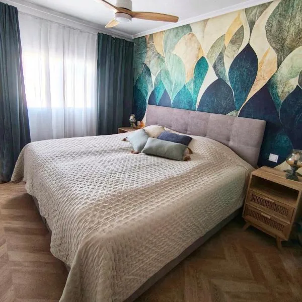 Light Blue Apartment Orihuela Costa, ξενοδοχείο σε Orihuela Costa