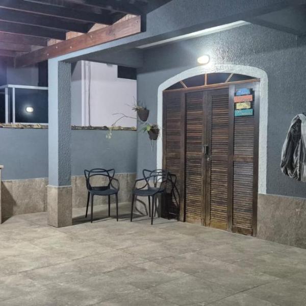 Casa Pouso Aconchego Para Ti - pertinho de Trindade com conforto e churrasqueira - Foto 3