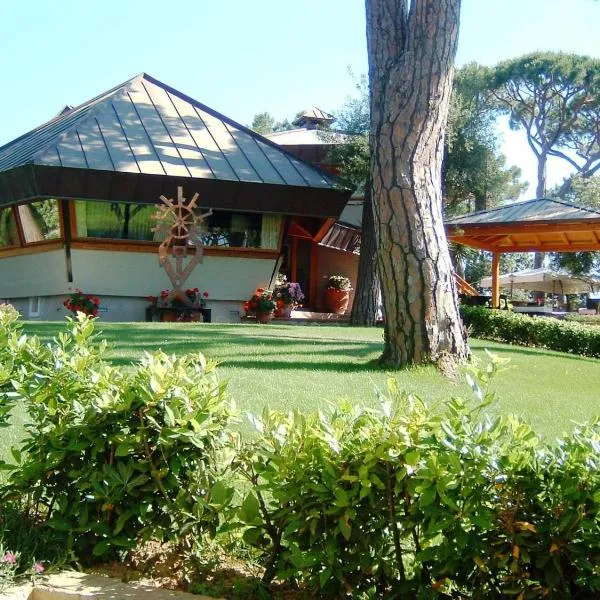 La Bussola Beach Hotel, hotel v destinaci Punta Ala