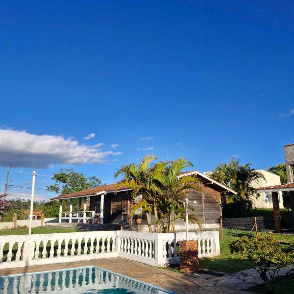 Casa de Madeira com Piscina - NATAL E ANO NOVO - PetFriendly