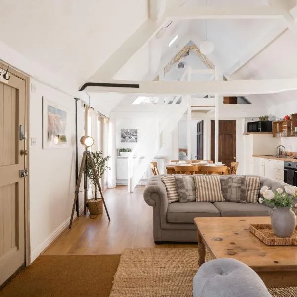 레츠레이드에 위치한 호텔 Relaxing Cotswolds Farm Stay - Near Burford - The Parlour