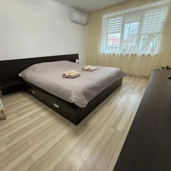 Veronika Apartments, hotel u gradu Berehove