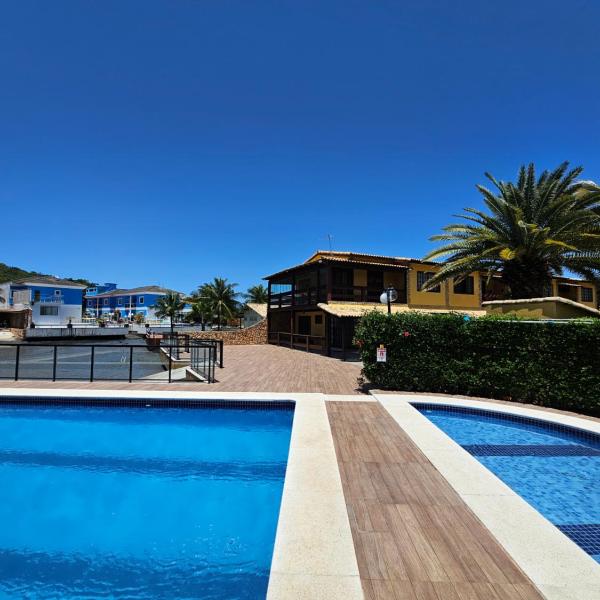 Praia do Peró com 3 quartos, ar, sauna, piscina e churrasqueira