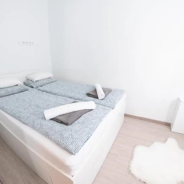 DowntownKate, hotel v destinaci Debrecín