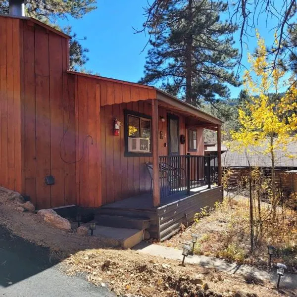 Cabin 4- One Bedroom cabin- RMNP، فندق في استيس بارك