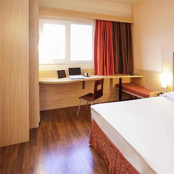 ibis Uberlandia, hotel in Uberlândia