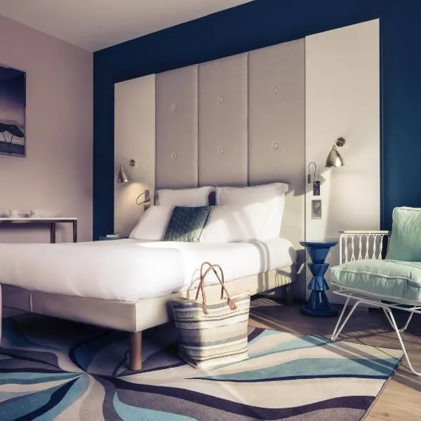 Viesnīca Mercure Villeneuve Loubet Plage pilsētā Vilenēva–Lubē