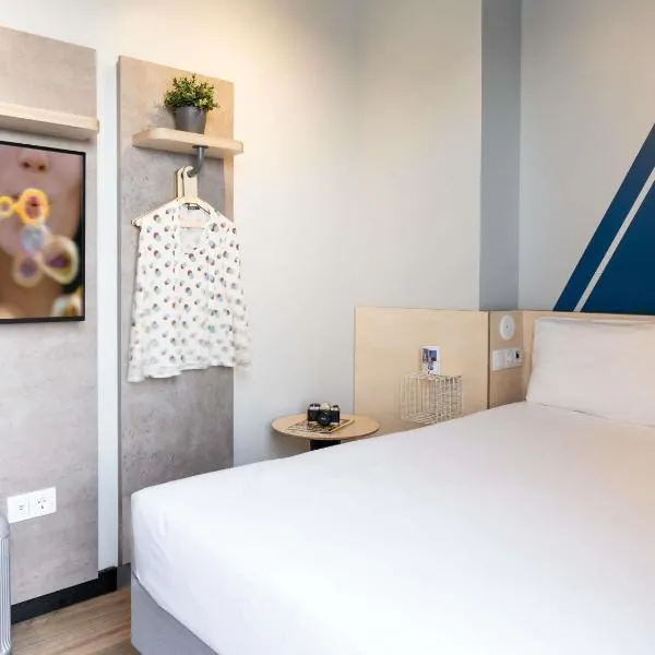 ibis budget Valencia Centro Puerto, hotel u Valensiji