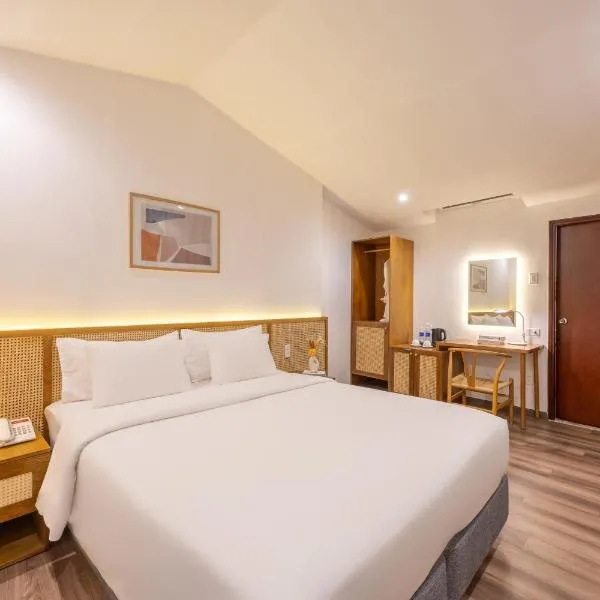 A25 Hotel - 14 Hồ Huấn Nghiệp, hotel in Ho Chi Minh City