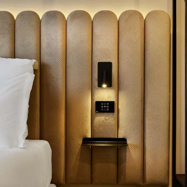 TRIBE Milano Malpensa, hotel em Vizzola Ticino