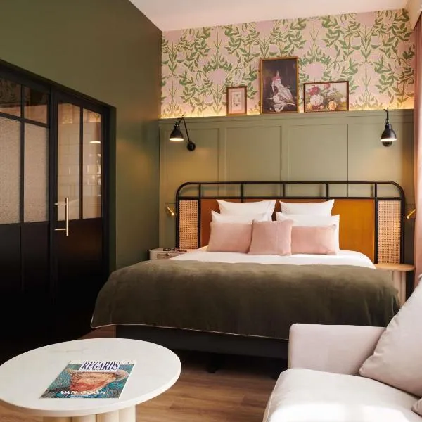 Square Lodge Hotel Accor - La Roche-sur-Yon، فندق في لا روش سور يون