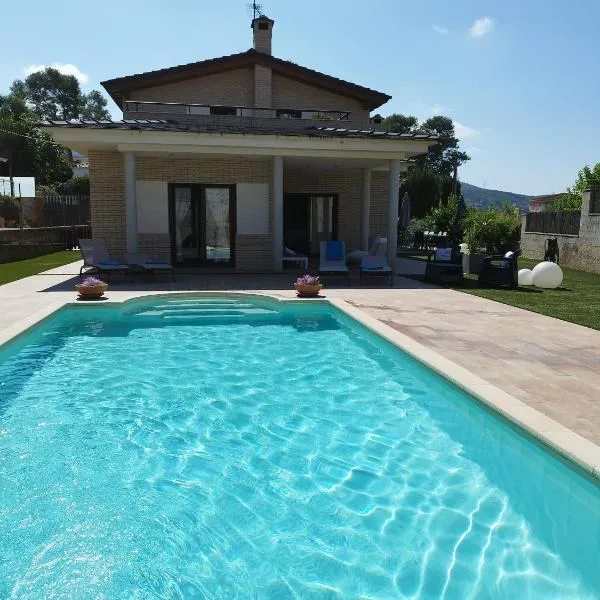 Villa Alba cerca de Sitges, khách sạn ở Canyelles